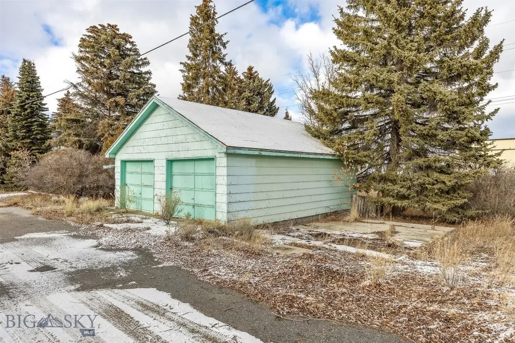 603 Desmet Street Butte MT 59701