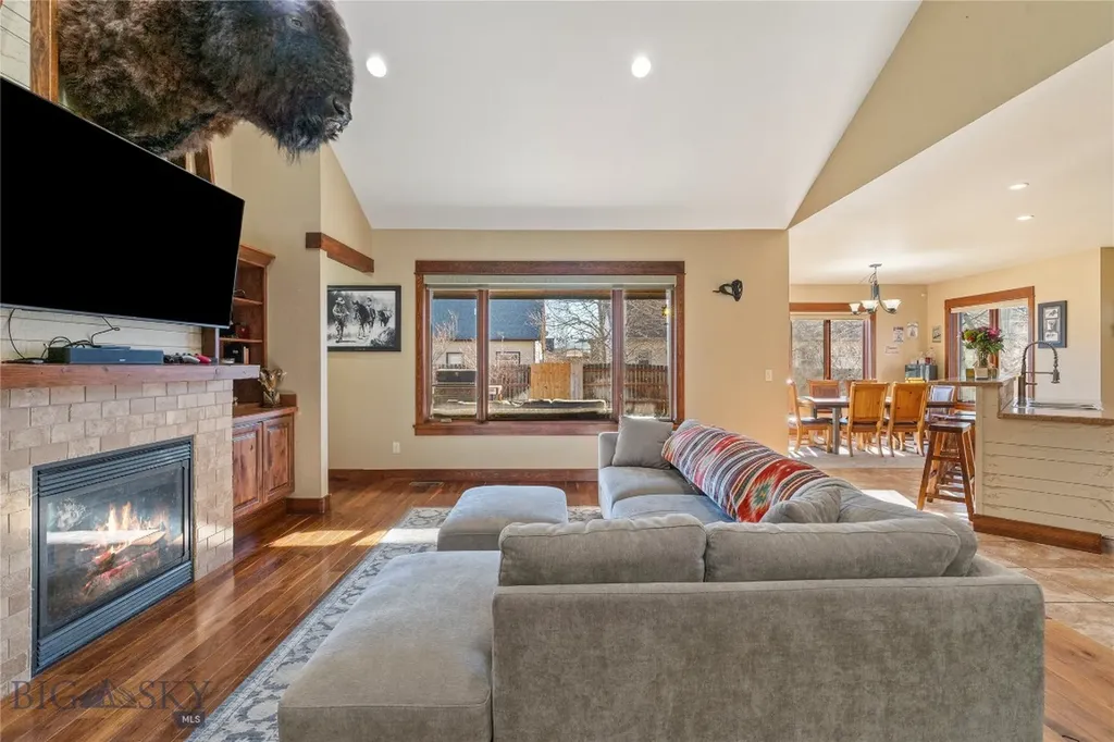 311 Cedar Wood Bozeman MT 59718