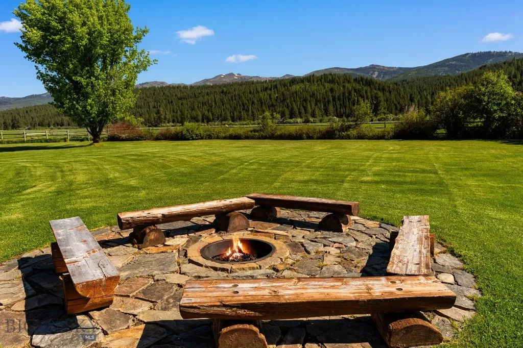 31255 Ninemile Road Huson MT 59846