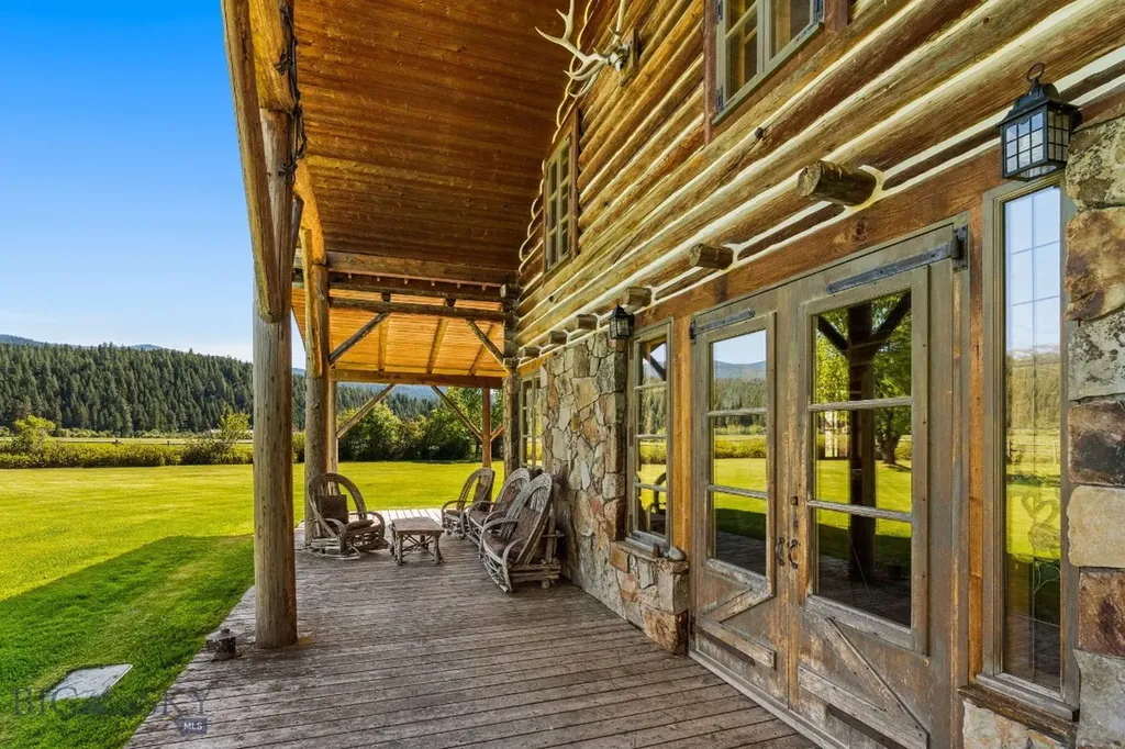 31255 Ninemile Road Huson MT 59846