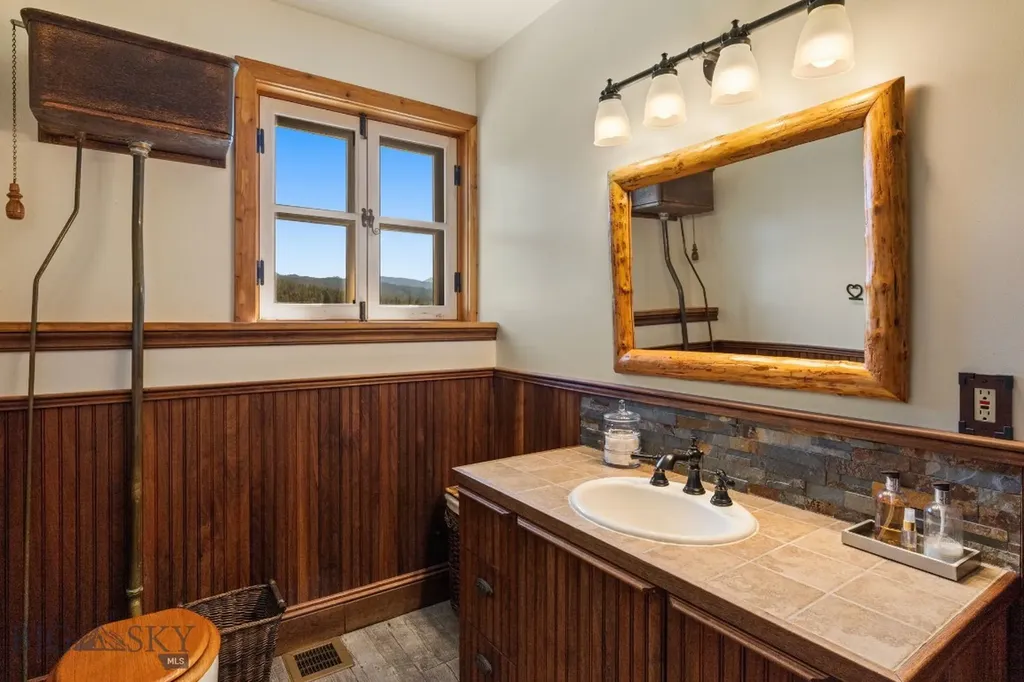 31255 Ninemile Road Huson MT 59846