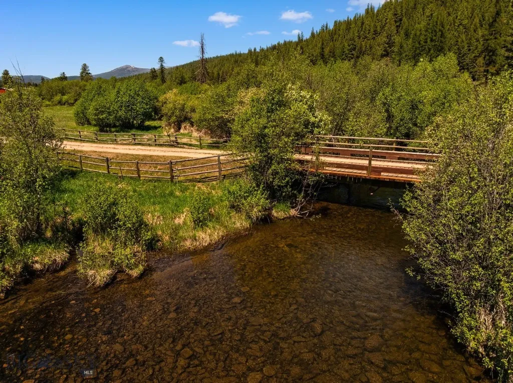31255 Ninemile Road Huson MT 59846