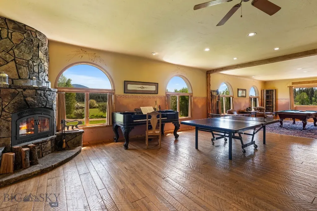 31255 Ninemile Road Huson MT 59846
