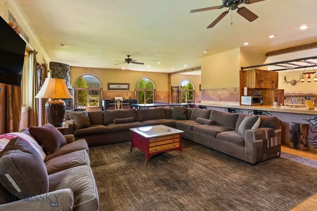 31255 Ninemile Road Huson MT 59846