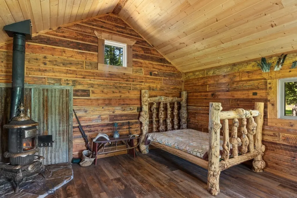 31255 Ninemile Road Huson MT 59846