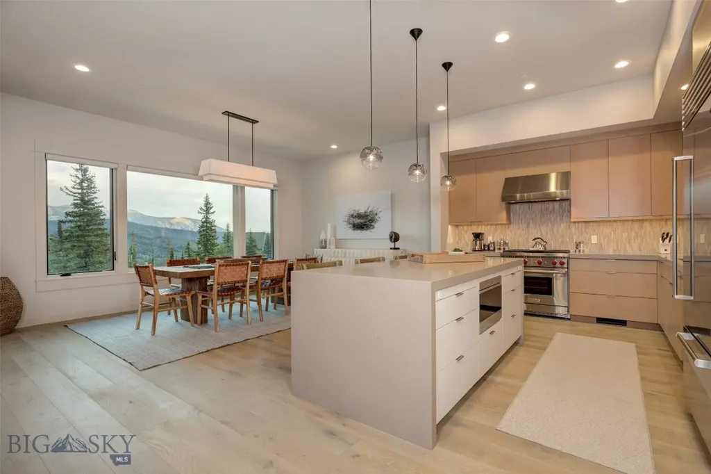 83D Mountain Loop Road Big Sky MT 59716
