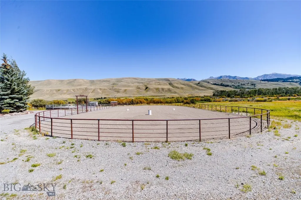 173 S Sun West Road Cameron MT 59720