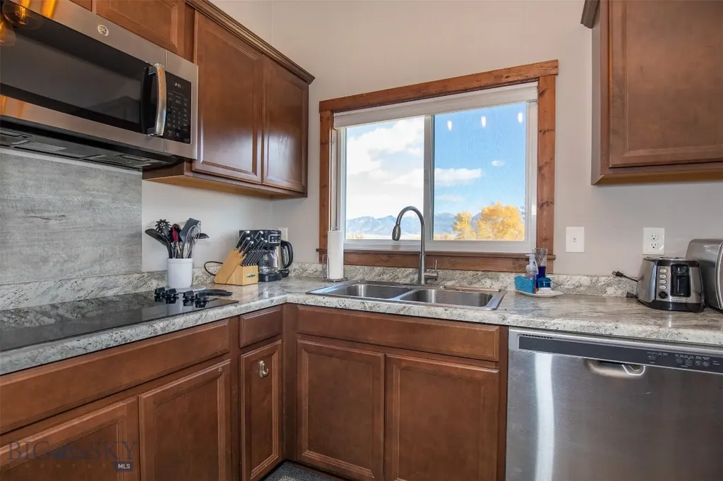 5 River Rest Lane Silver Star MT 59751