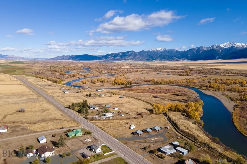 5 River Rest Lane Silver Star MT 59751