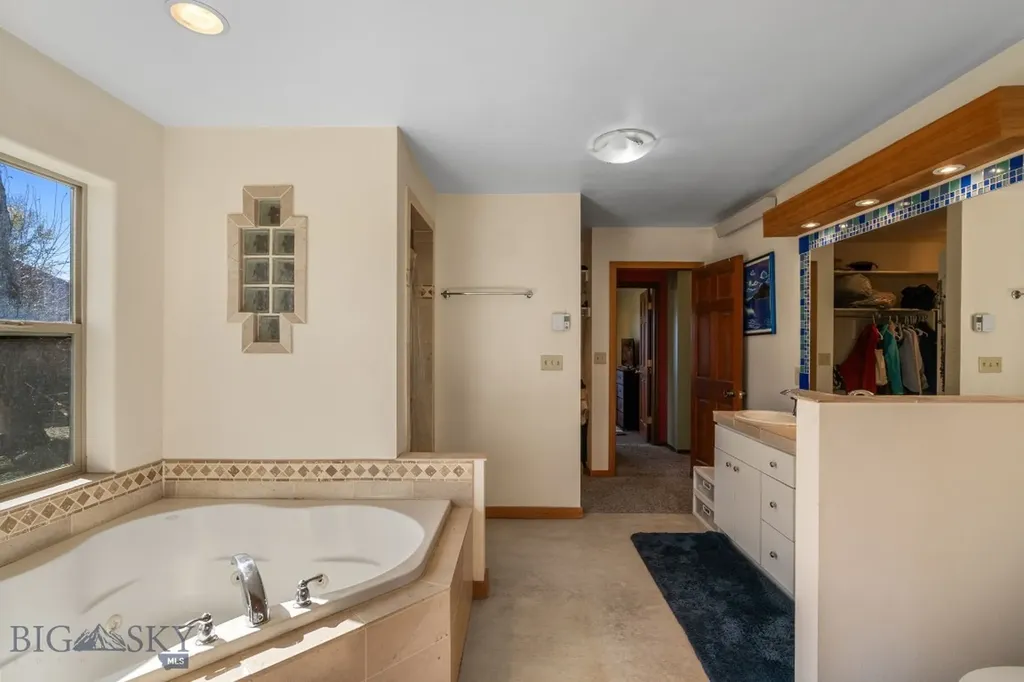3180 Curtis Lane Manhattan MT 59741