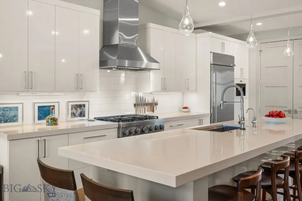 93 Duckhorn Lane Bozeman MT 59718