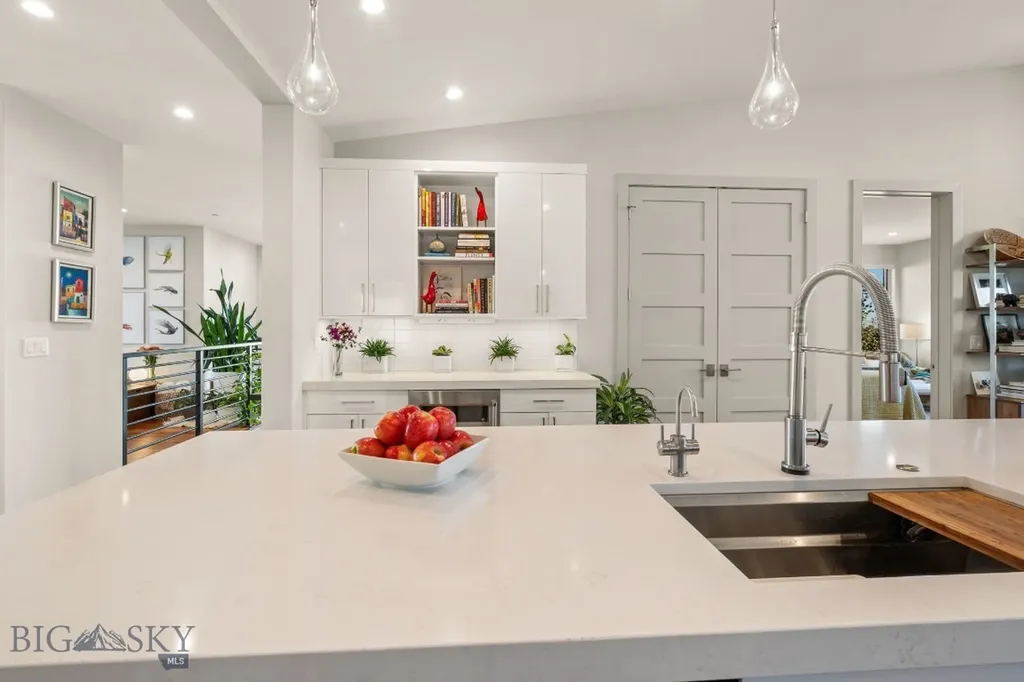 93 Duckhorn Lane Bozeman MT 59718