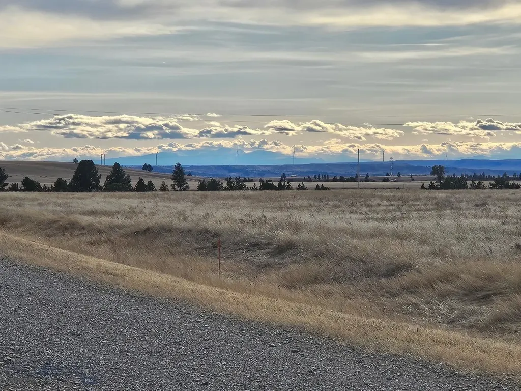 DMB-18 Antelope Road Shawmut MT 59078