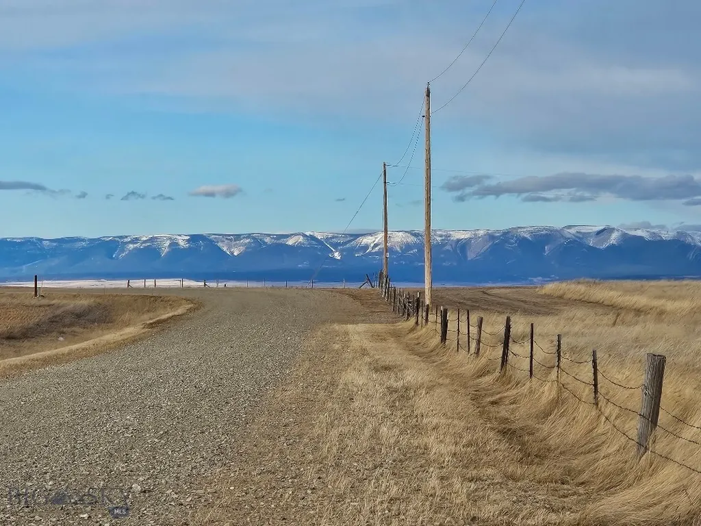DMB-18 Antelope Road Shawmut MT 59078