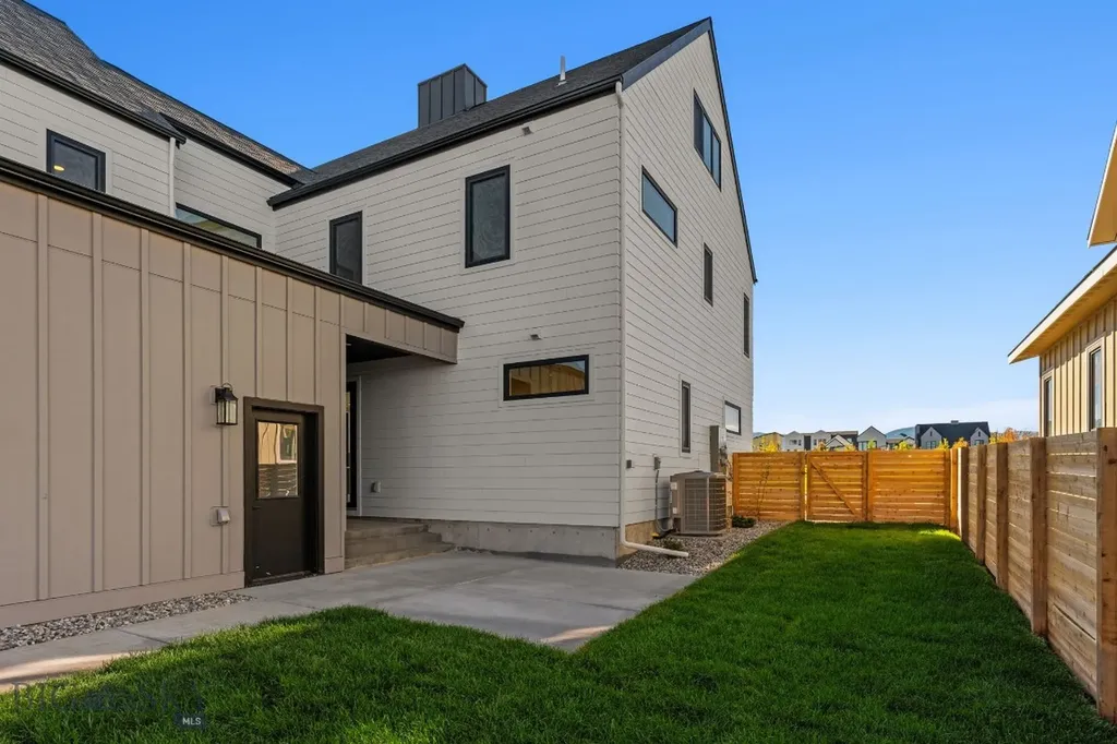 2851 Cielo Way Bozeman MT 59718