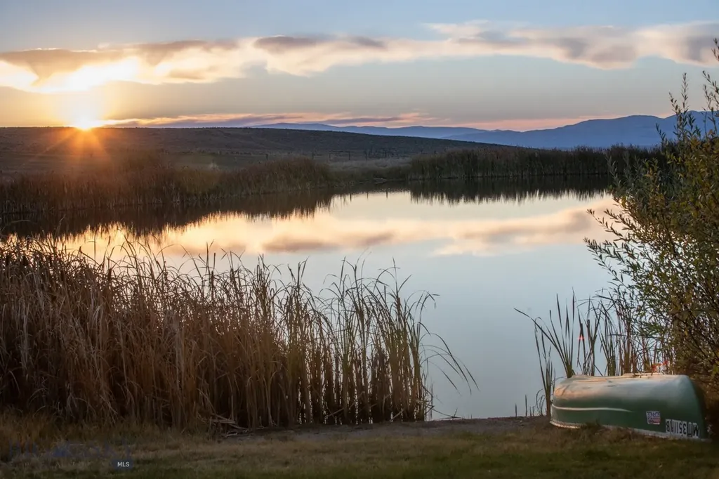 3007 Coyote Creek Dillon MT 59725