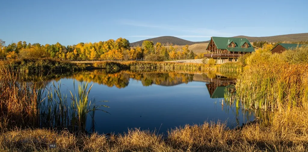 3007 Coyote Creek Dillon MT 59725