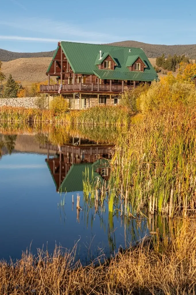 3007 Coyote Creek Dillon MT 59725
