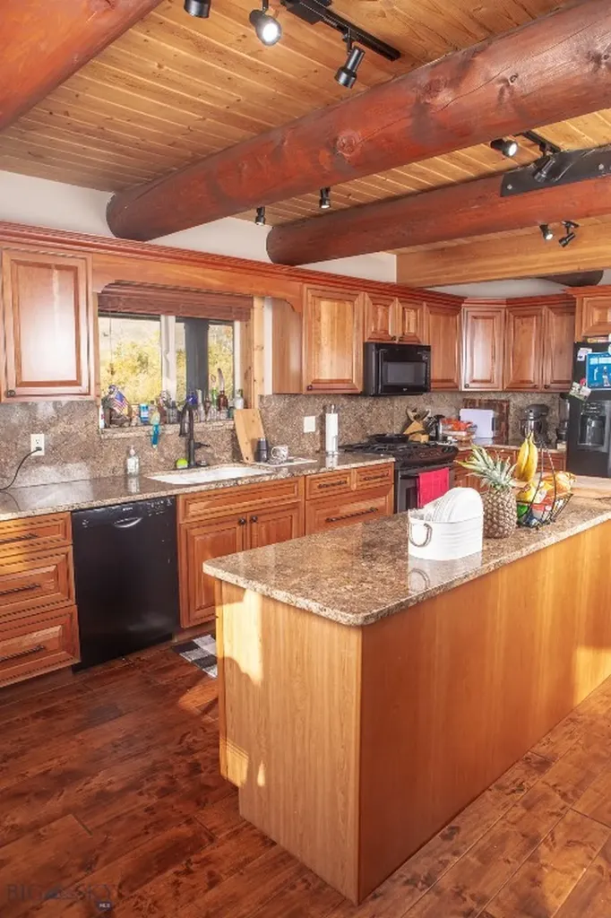 3007 Coyote Creek Dillon MT 59725