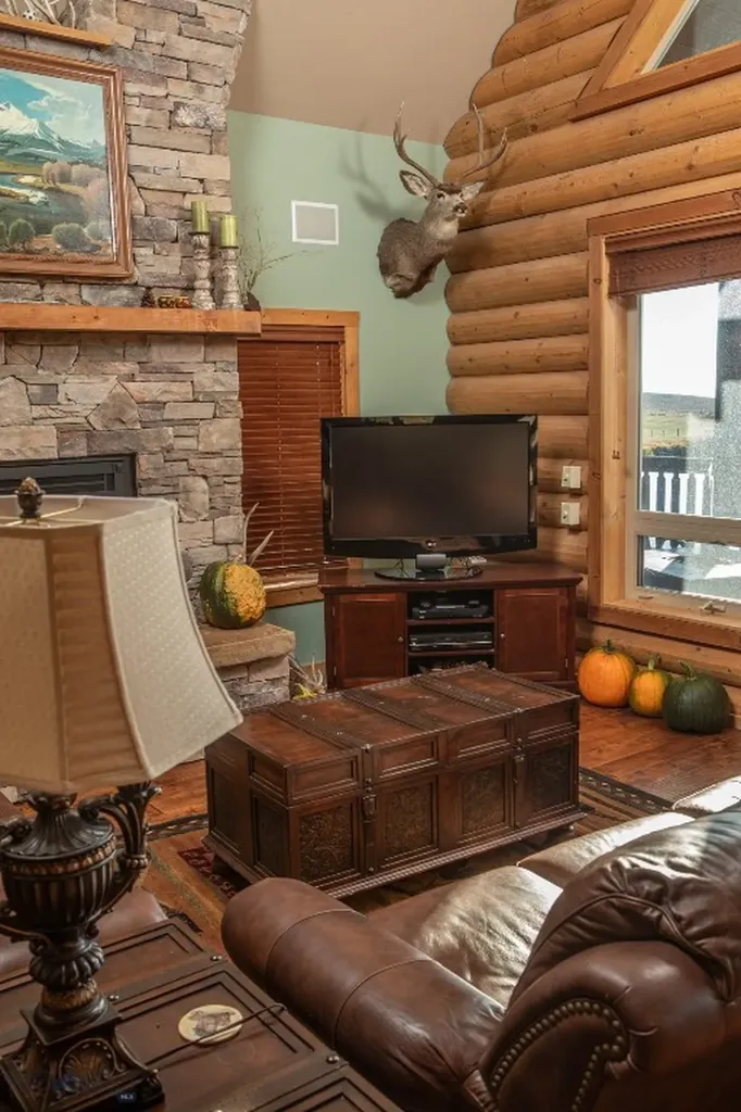 3007 Coyote Creek Dillon MT 59725