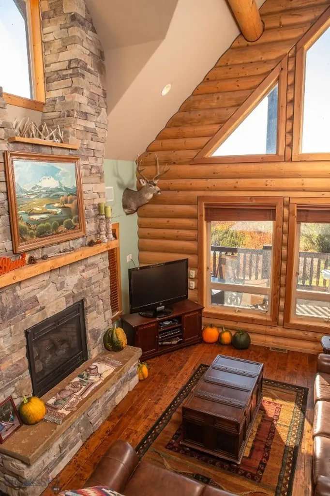 3007 Coyote Creek Dillon MT 59725