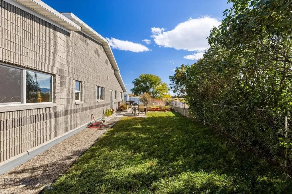 1801 Sun Avenue Livingston MT 59047