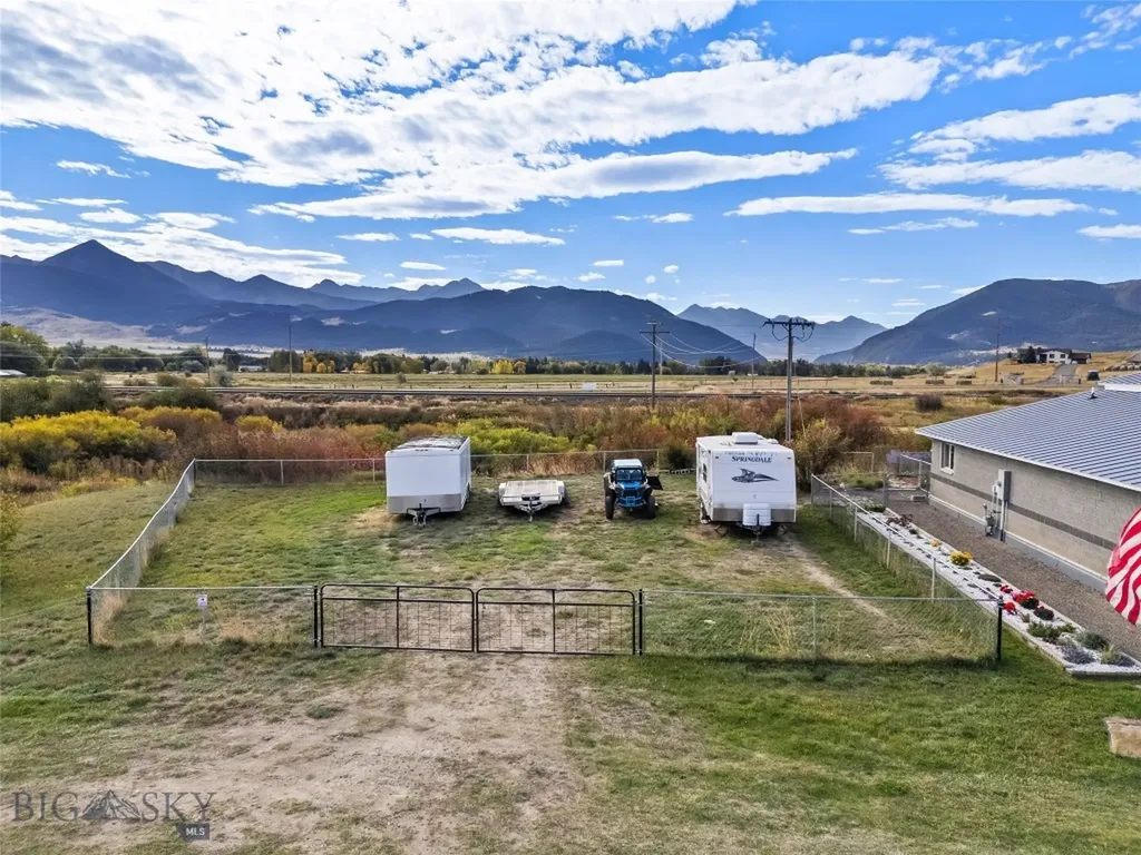 1801 Sun Avenue Livingston MT 59047