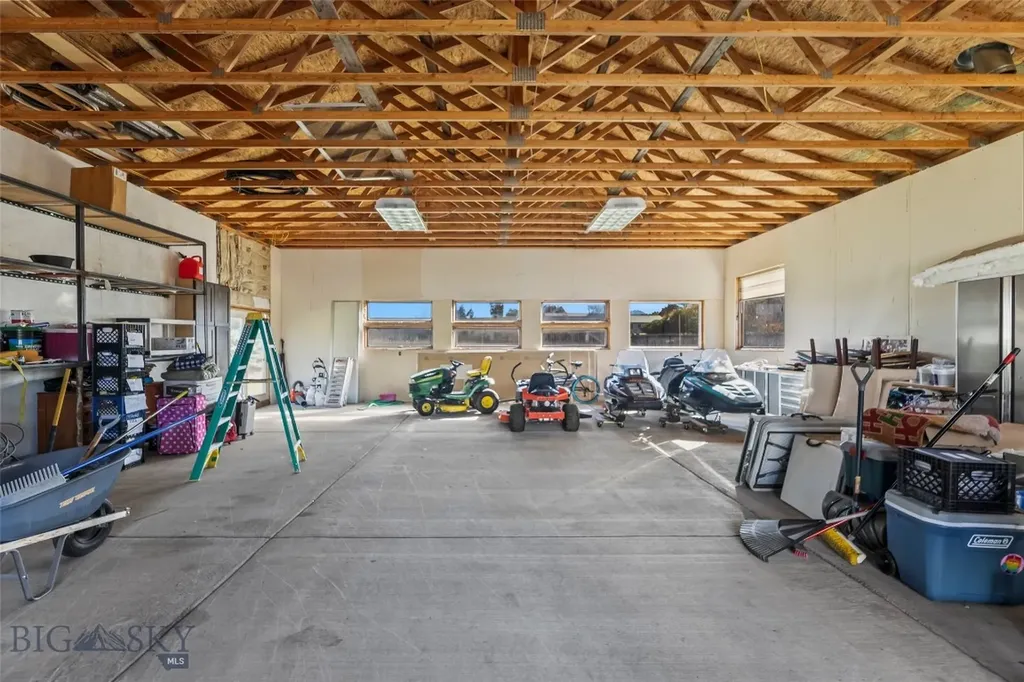 9775 Quail Lane Bozeman MT 59715