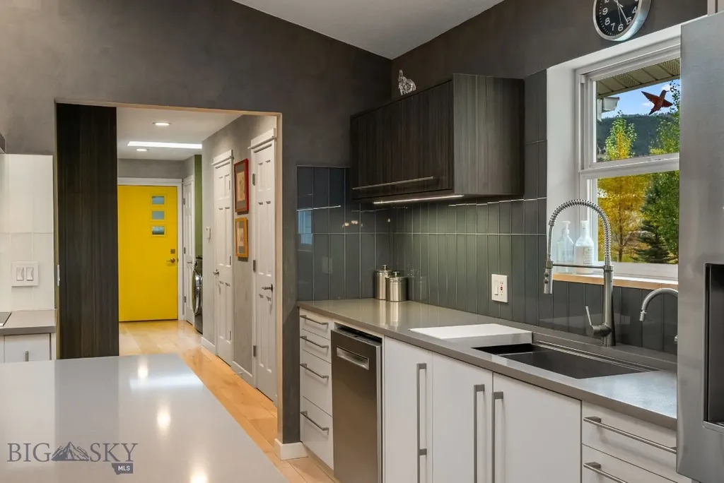 9000 S 19th Avenue Bozeman MT 59718