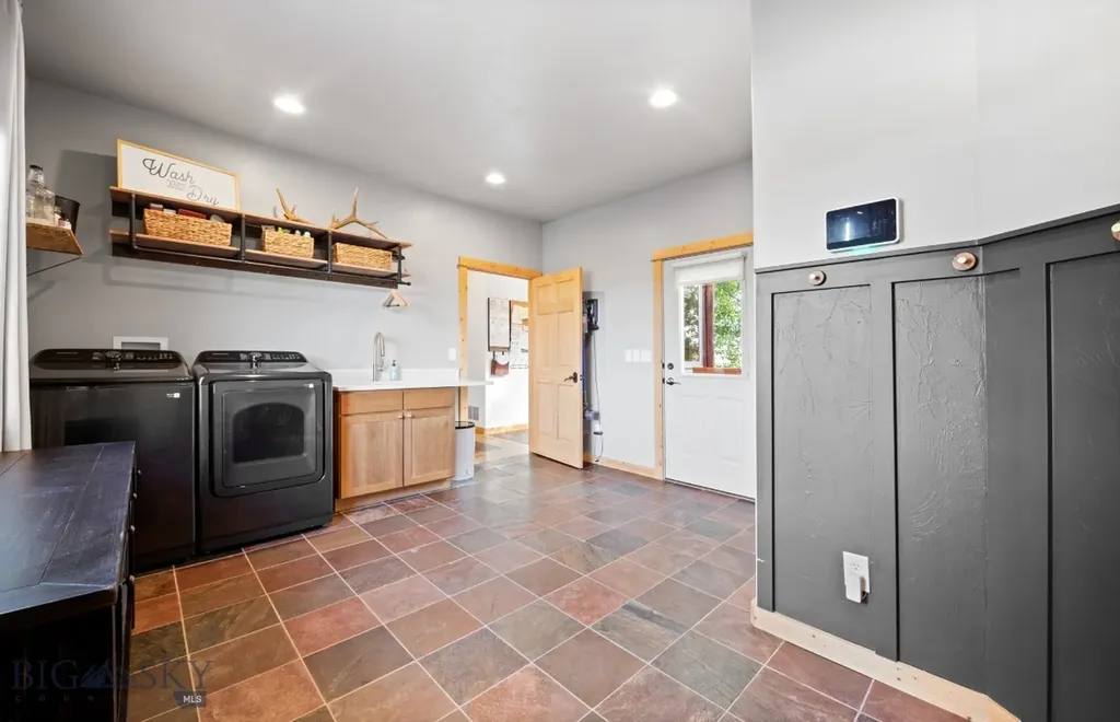 60 Rolling Glen Loop Three Forks MT 59752