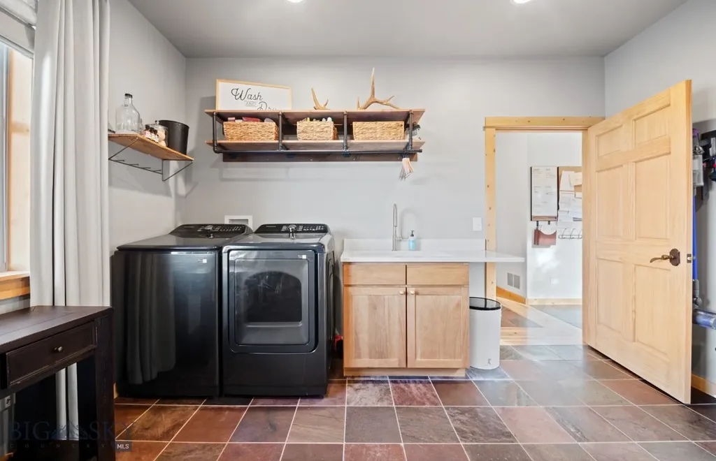 60 Rolling Glen Loop Three Forks MT 59752