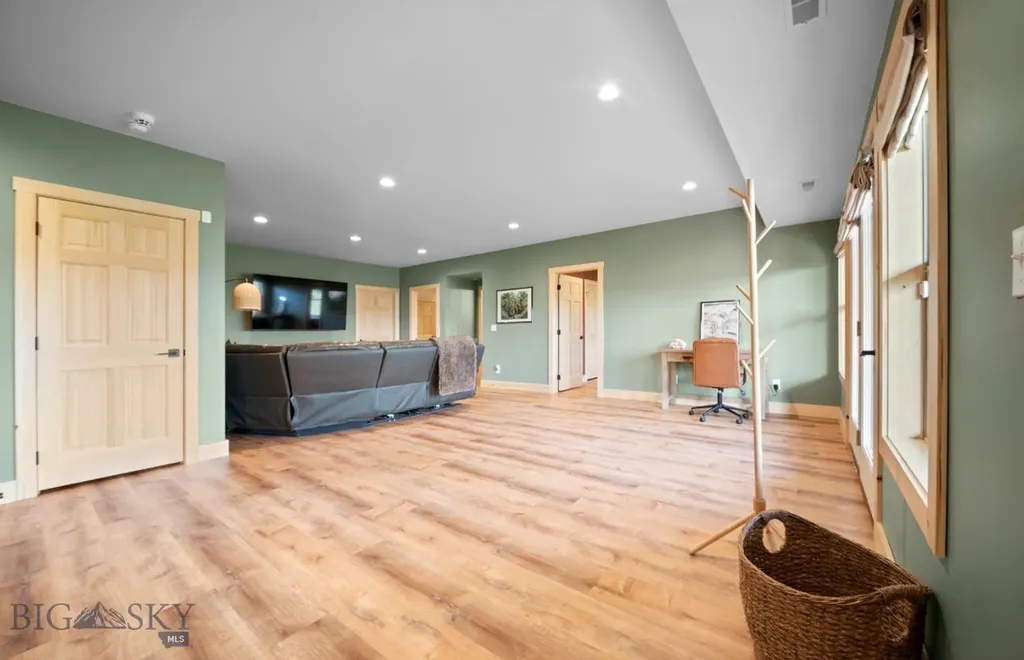 60 Rolling Glen Loop Three Forks MT 59752