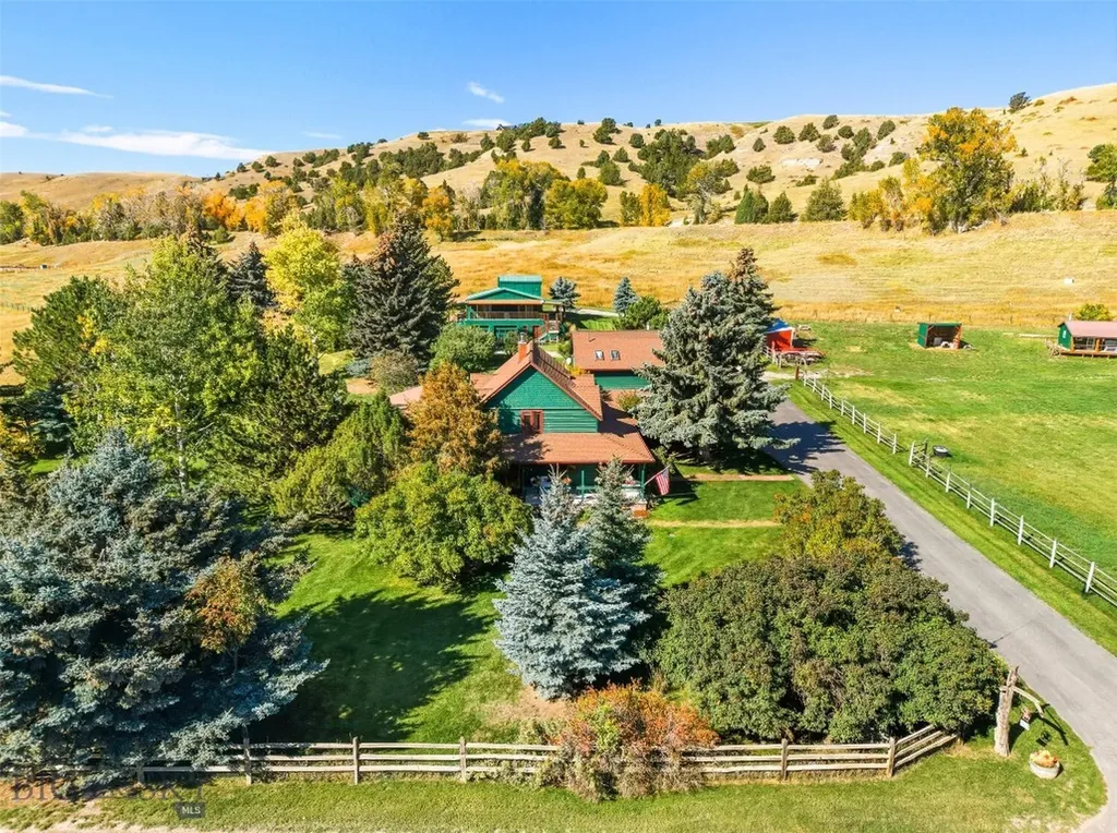 2500 Cottontail Road Gallatin Gateway MT 59730