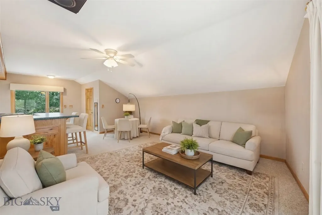 2500 Cottontail Road Gallatin Gateway MT 59730