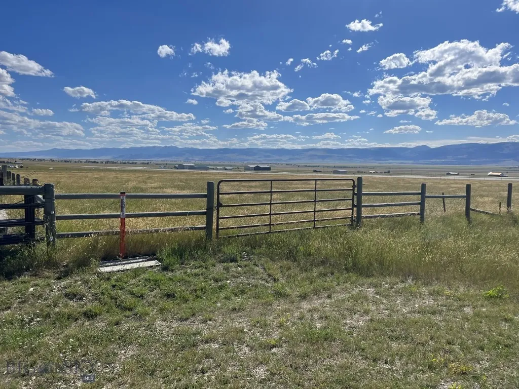 Lot 29a Shining Mountains Air Park Ennis MT 59729
