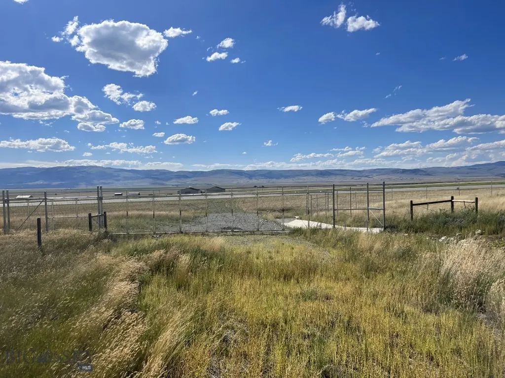 Lot 29a Shining Mountains Air Park Ennis MT 59729