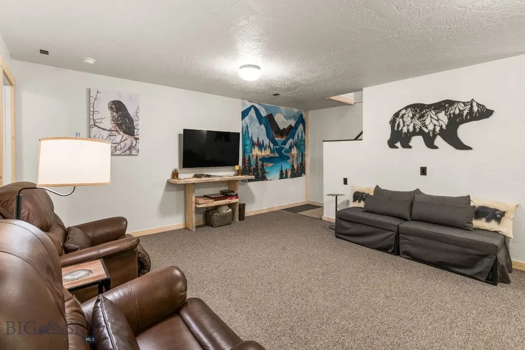 708 Us Highway 212 W Cooke City MT 59020