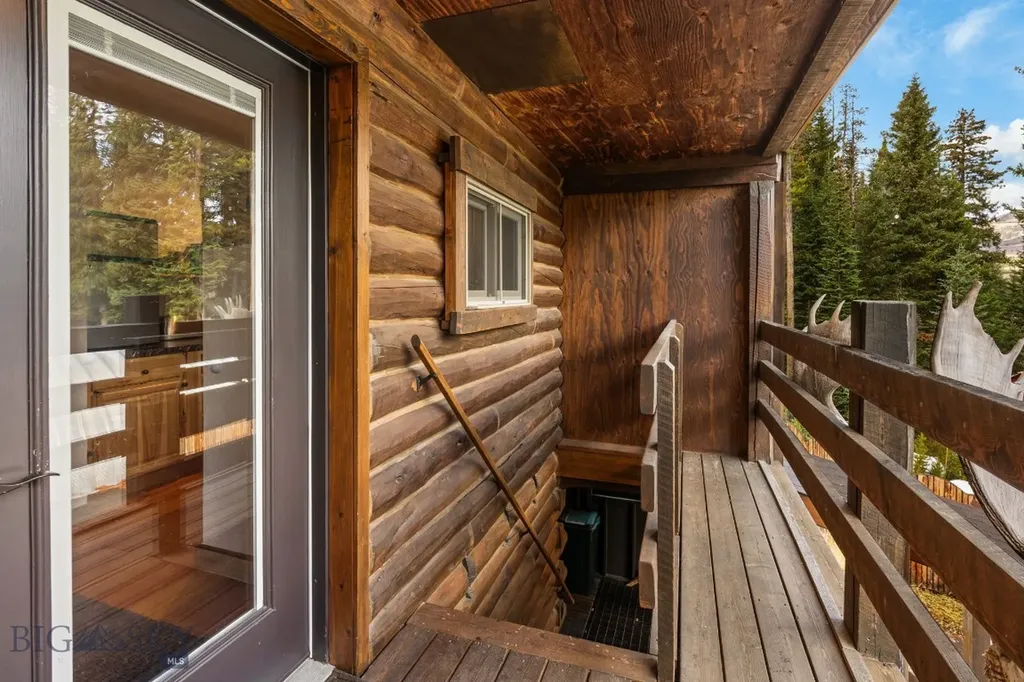 708 Us Highway 212 W Cooke City MT 59020