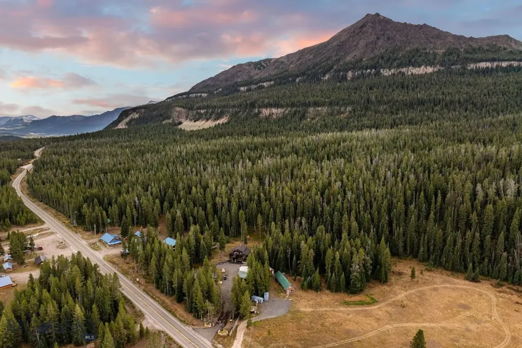 708 Us Highway 212 W Cooke City MT 59020