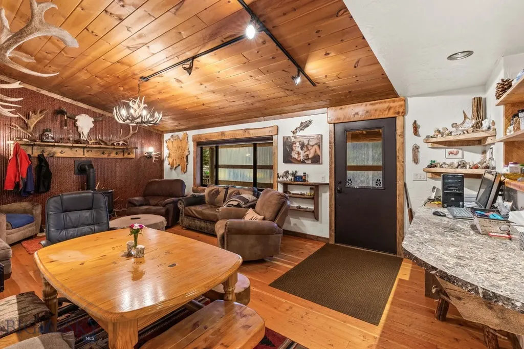708 Us Highway 212 W Cooke City MT 59020