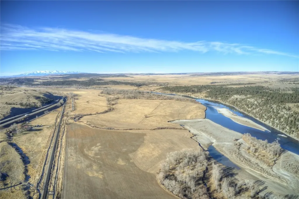 Tbd Frontage Road Reed Point MT 59069