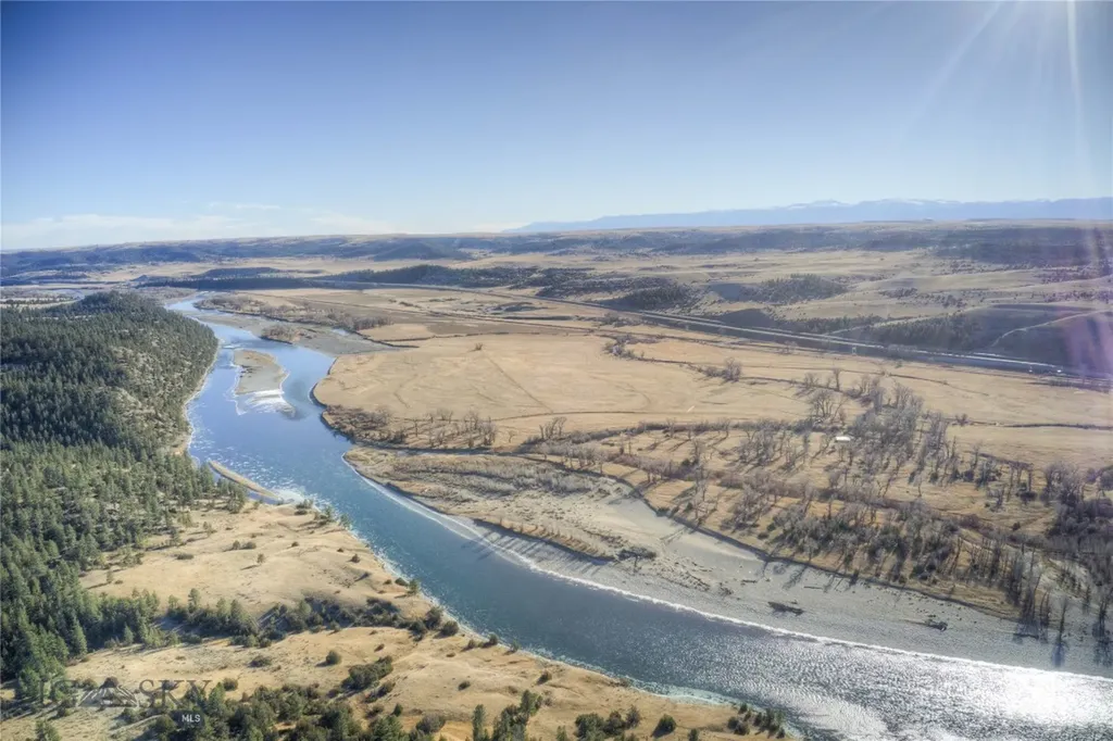 Tbd Frontage Road Reed Point MT 59069