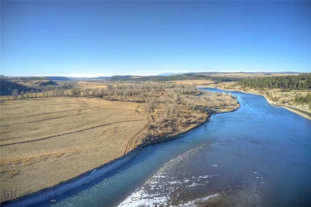 Tbd Frontage Road Reed Point MT 59069