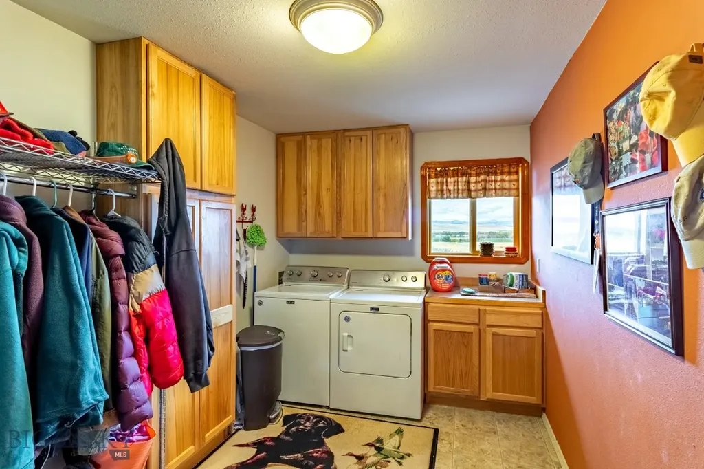 12 Bench Road Whitehall MT 59759