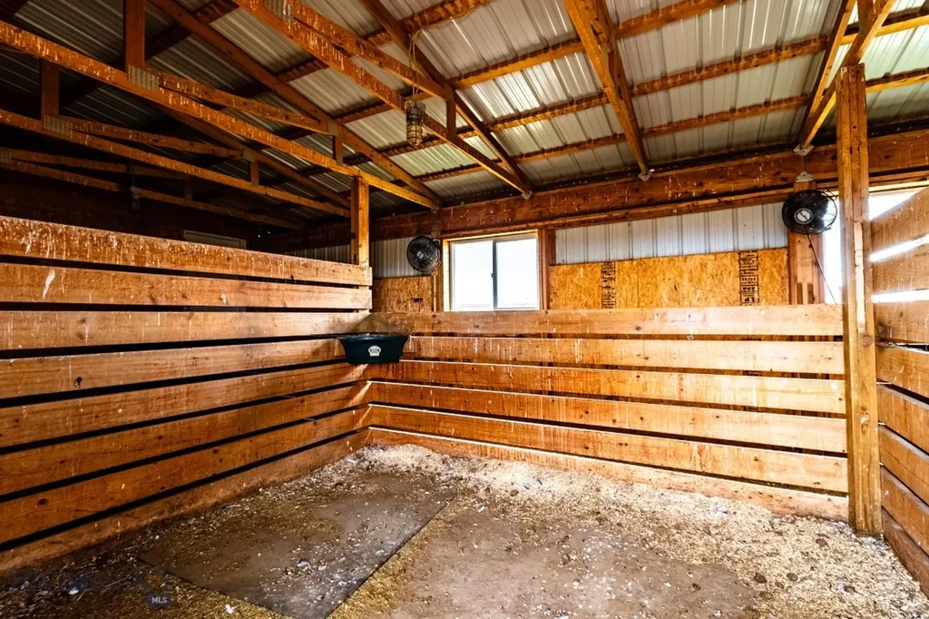 12 Bench Road Whitehall MT 59759