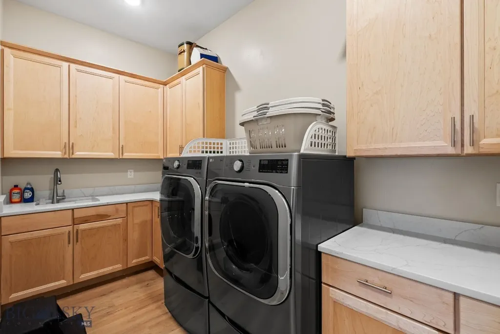 1604 Kit Carson Circle Belgrade MT 59714