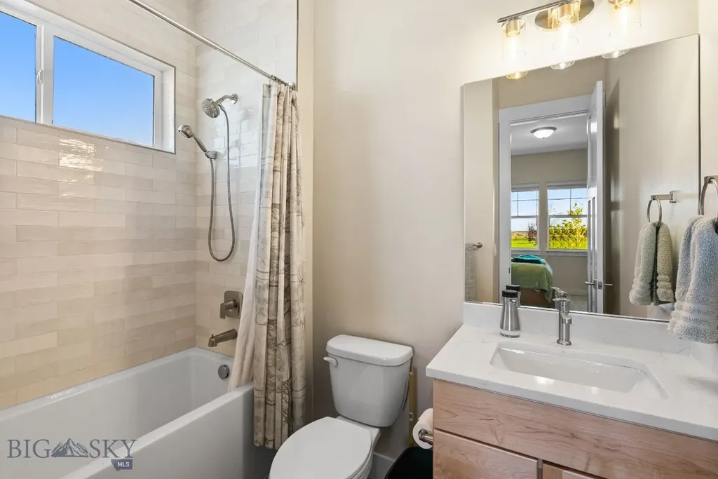 1604 Kit Carson Circle Belgrade MT 59714
