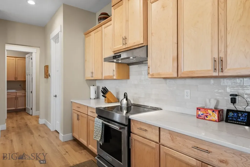 1604 Kit Carson Circle Belgrade MT 59714