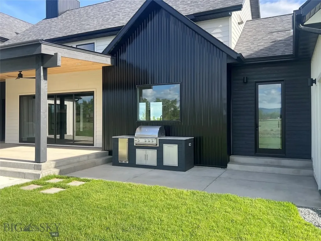 60 Mcgoo Way Bozeman MT 59718
