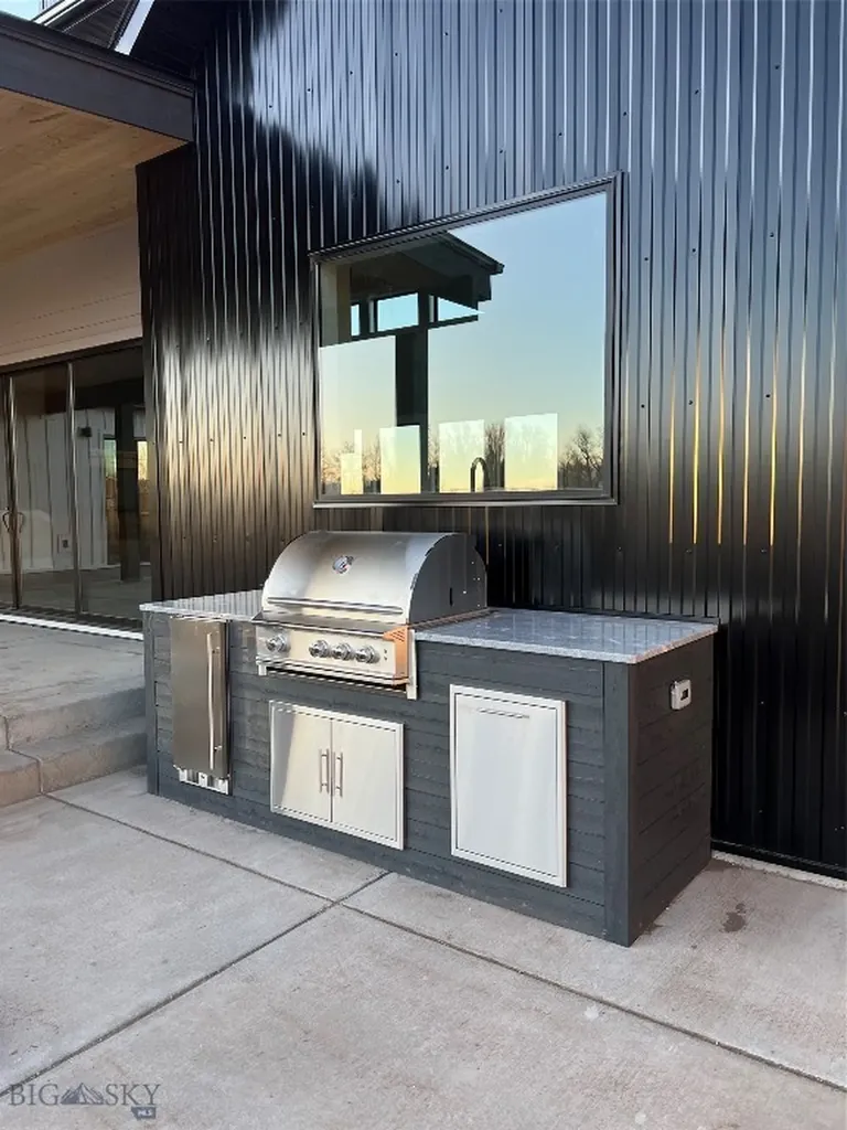 60 Mcgoo Way Bozeman MT 59718